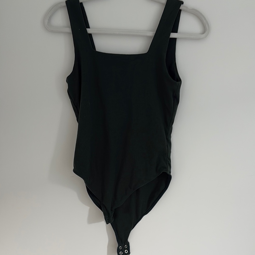 Black Sleeveless Bodysuit